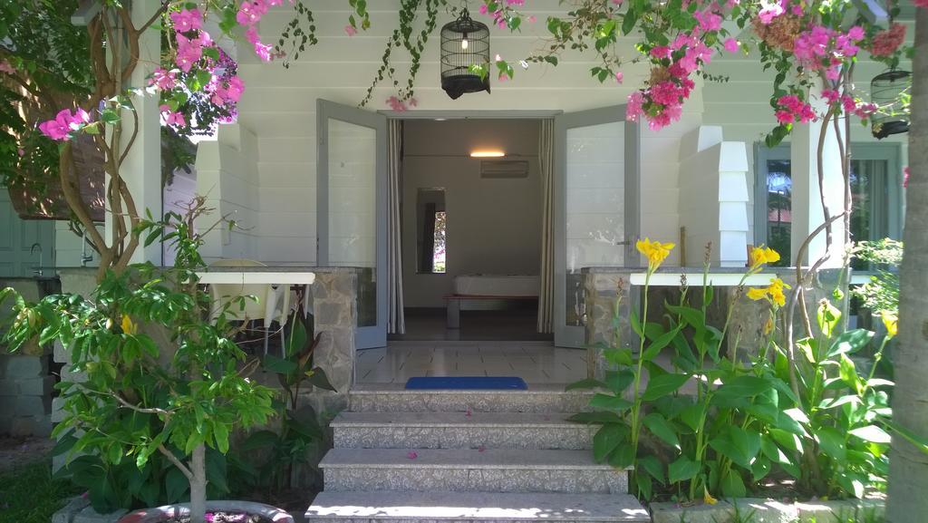 Catsen Bungalows & Rooms Муйне Экстерьер фото